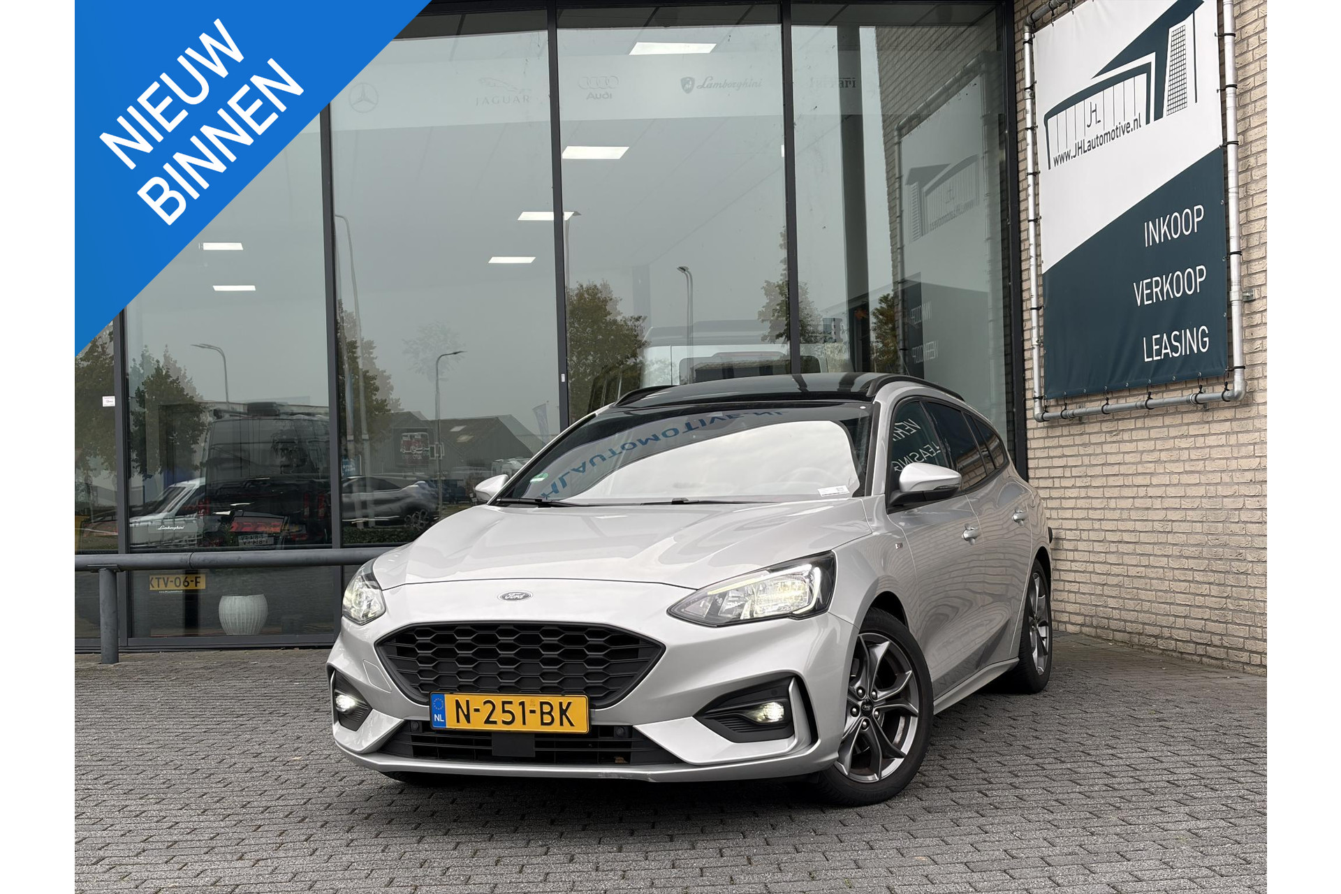Ford FOCUS Wagon 1.5 EcoBlue ST Line*PANO*LED*CAM*ECC*WINTER PAKKET